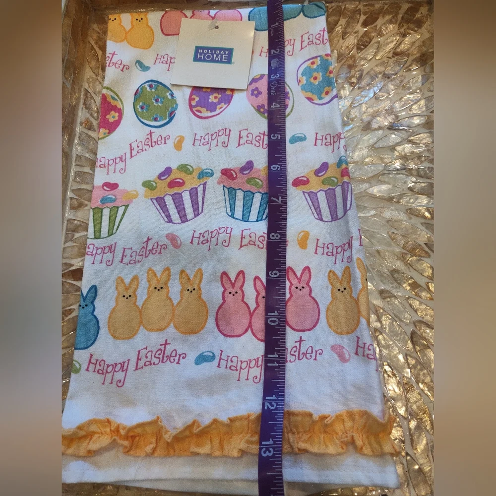 Vintage crystal basket with bonus Easter towels.